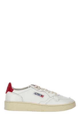 Sneakers basse Action in pelle bianco/rosso Autry | AULMLL21WHT/RED