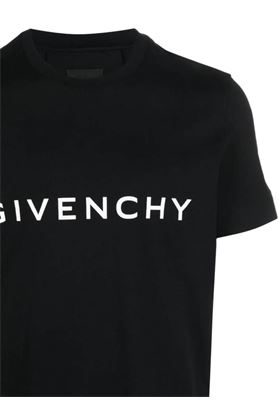 Slim Fit T-Shirt Black Givenchy | BM716G3YAC001