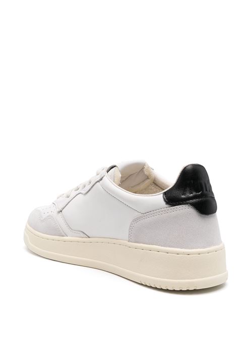 MEDALIST LOW SNEAKERS IN WHITE LEATHER Autry | AULMGS33WHT/BLK