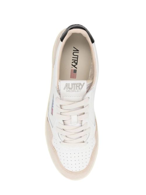 Sneakers con applicazione Autry | AULMLS21WHT/BLK