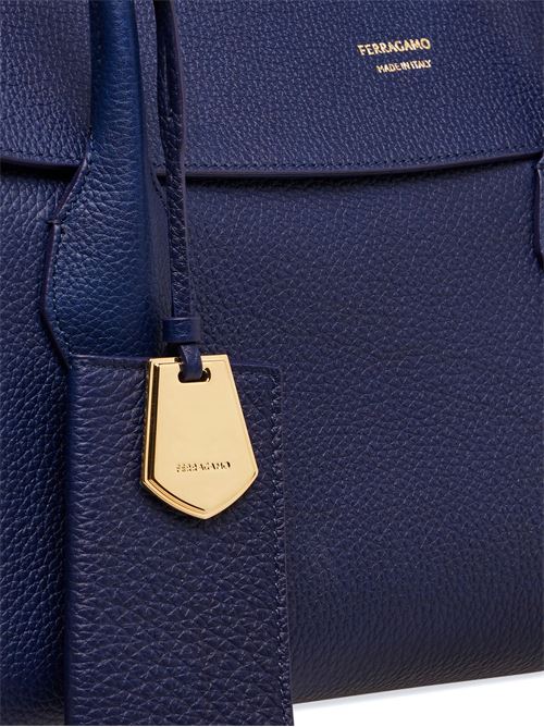 borsa grande tote in pelle East-West Ferragamo | 218343774687