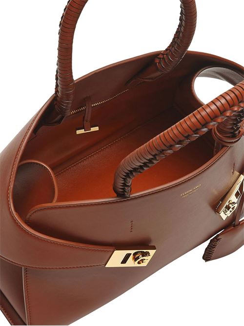 borsa tote piccola in pelle The Hug Ferragamo | 219451774744